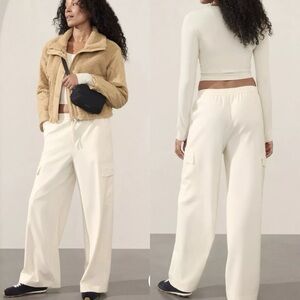 Athleta Promenade High Rise Cargo Pant Magnolia White Trousers#472171 Size Large